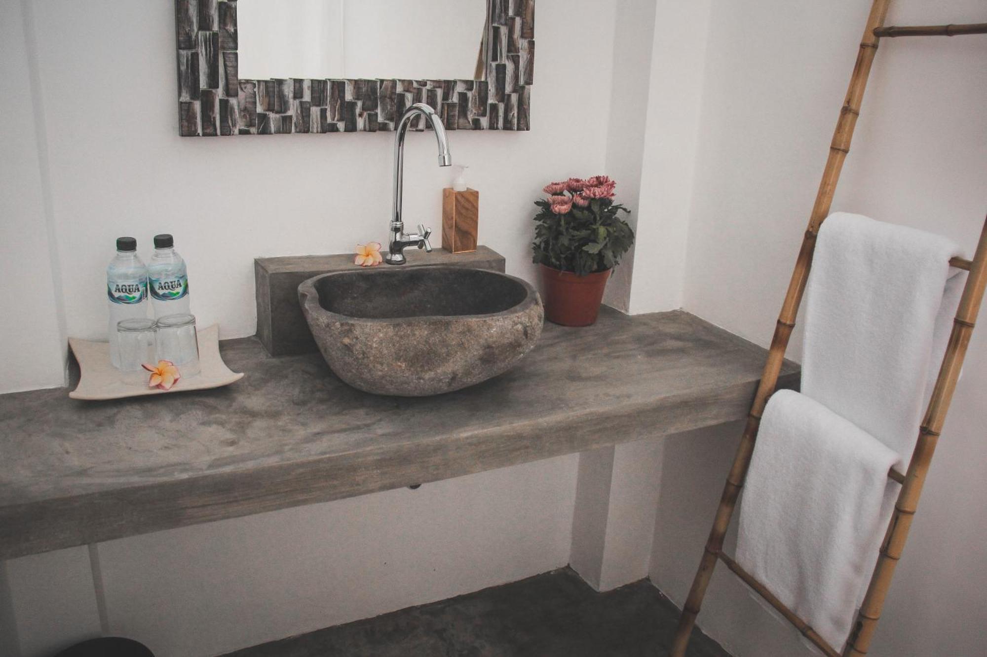 The Govardhan Homestay Canggu Екстериор снимка
