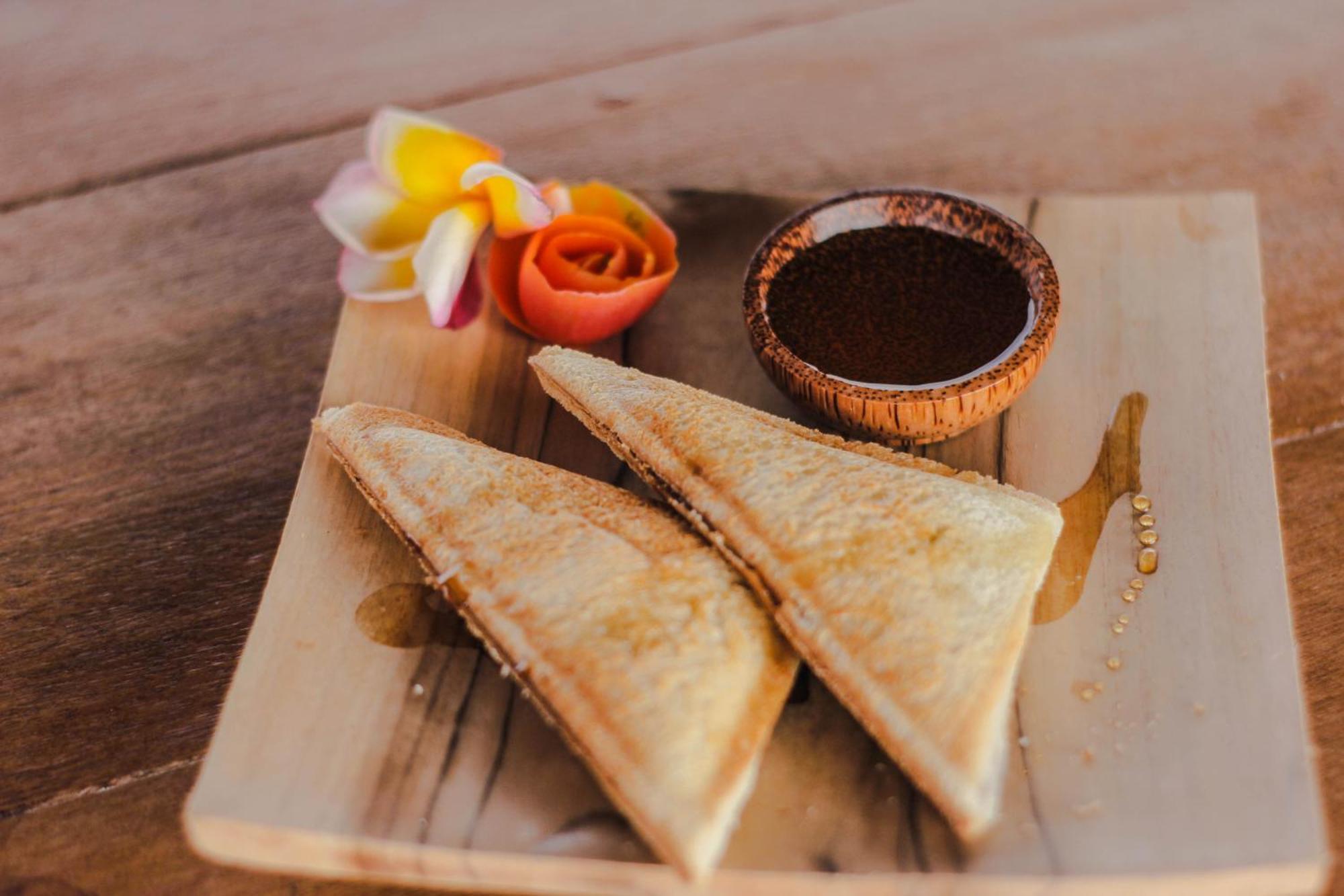 The Govardhan Homestay Canggu Екстериор снимка